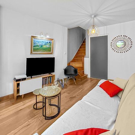 Ferienwohnung Un Petit Nid Au Bord De La Sorgue LʼIsle-sur-la-Sorgue Exterior foto