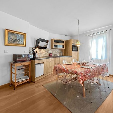 Ferienwohnung Un Petit Nid Au Bord De La Sorgue LʼIsle-sur-la-Sorgue Exterior foto
