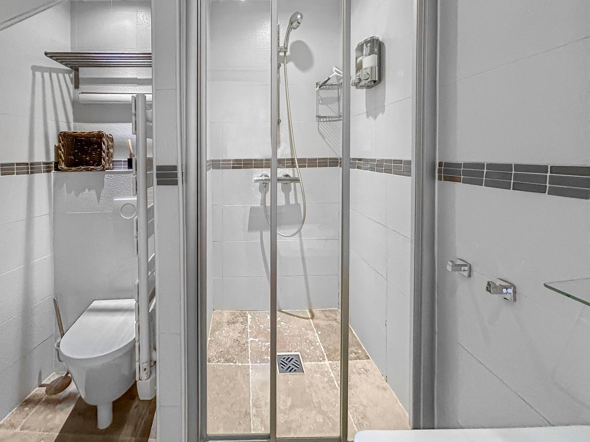 Ferienwohnung Un Petit Nid Au Bord De La Sorgue LʼIsle-sur-la-Sorgue Exterior foto